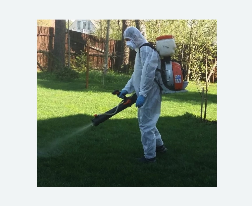 Обработка территории от клещей на Соколиной горе города Москвы